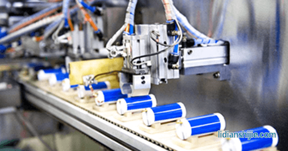 先導智能300450鋰電池生產線