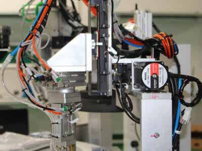 前海久禾科技 電池行業(yè)、汽車行業(yè)自動化檢測設備