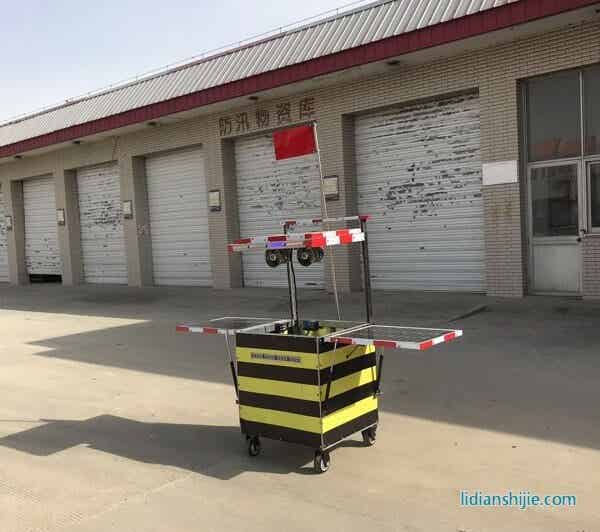 保津公司便攜式鋰電警示搖旗多用燈