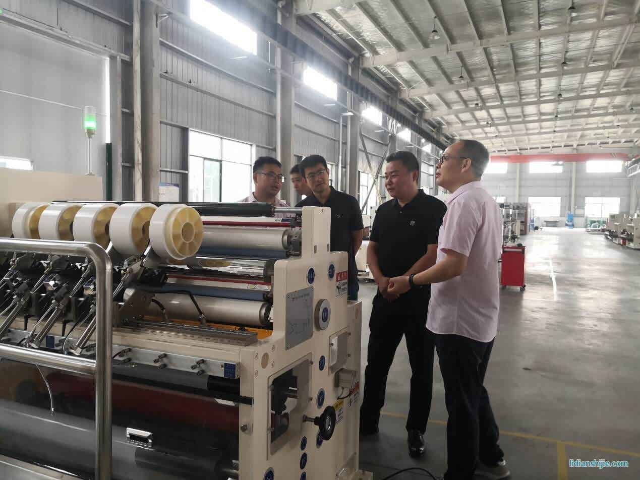 滄州明珠隔膜科技有限公司蒞臨海偉科參觀(guān)考察