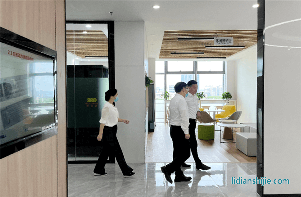 四川省南充市領導蒞臨和潤達視察指導工作