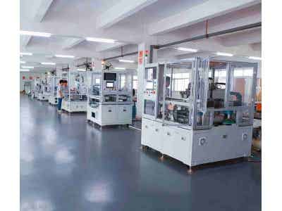 半自動方形鋁殼電池包膜機圖2