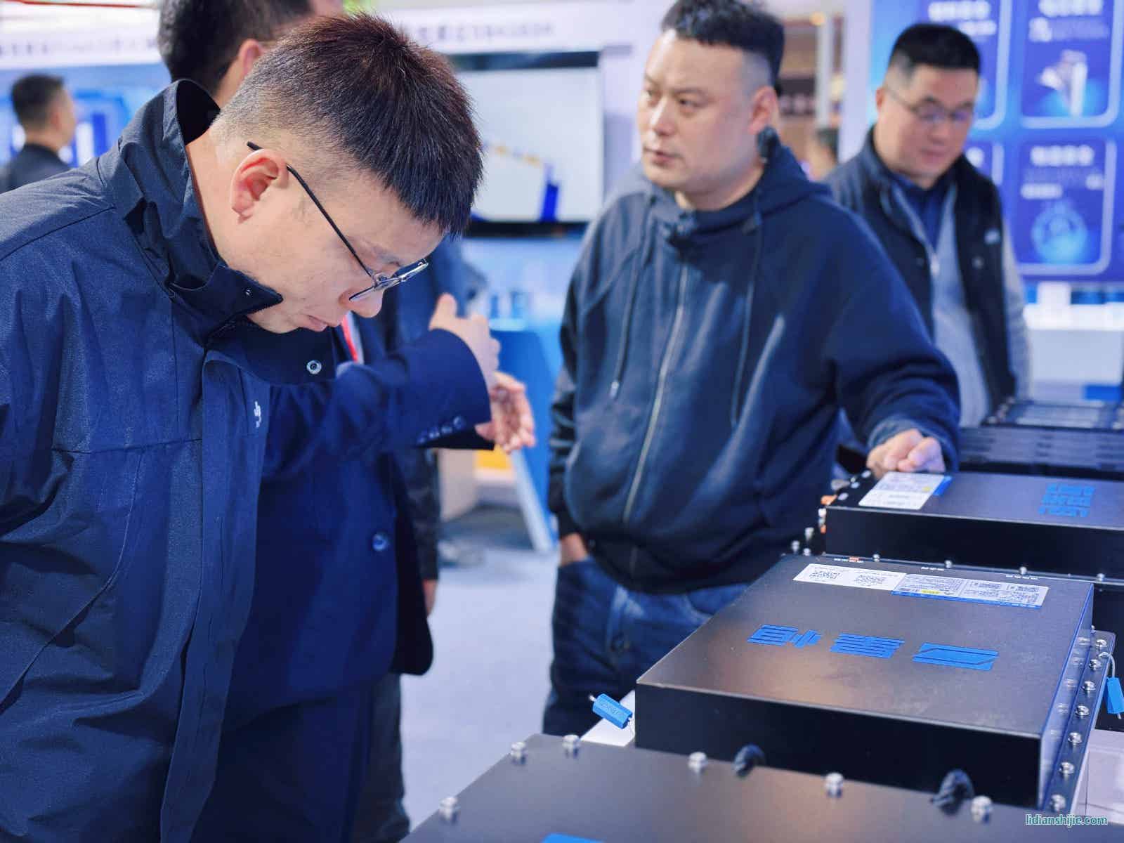 星恒大容量國標鋰電家族 星恒大容量國標鋰電家族