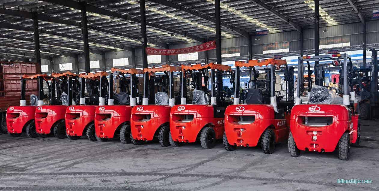 中力再生鋰電叉車(chē) 中力再生鋰電叉車(chē)